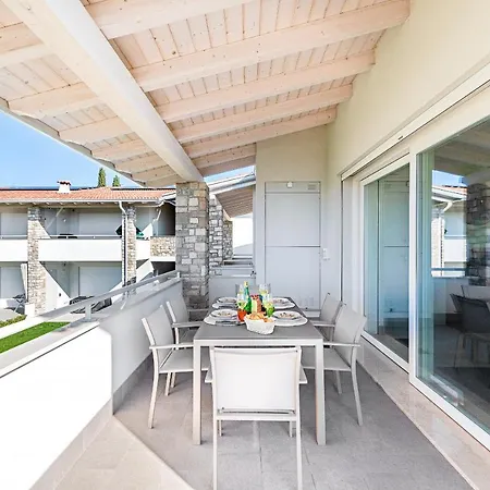 Apartment Le Mele 35 By Wonderful Italy